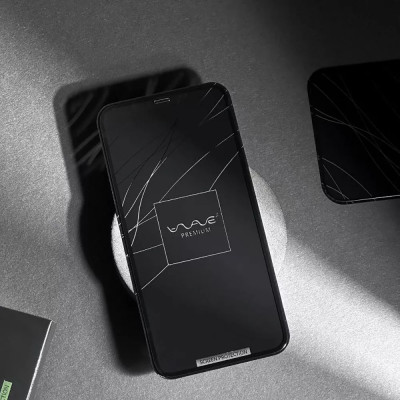 Защитное стекло WAVE Premium iPhone 15 (black)