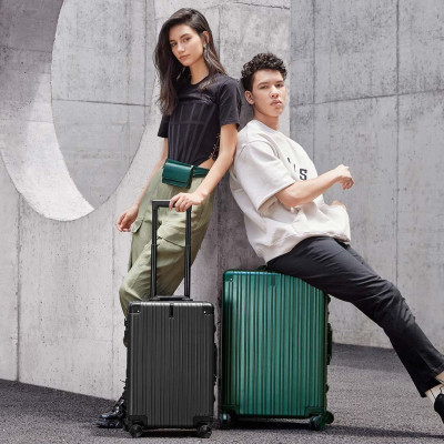 Чемодан Xiaomi 90 Points Business Aluminium Frame Suitcase 28" Obsidian Black (6941413215770)