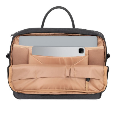 Сумка для ноутбука 15" Rivacase Clark 8134 Black