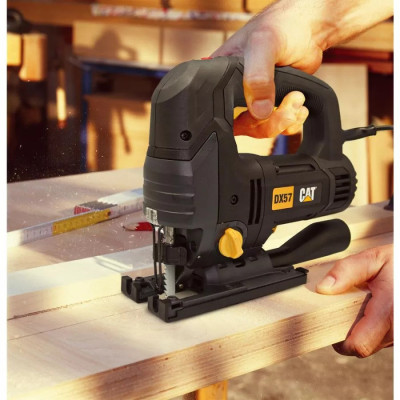Электролобзик CAT DX57