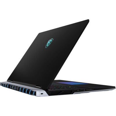 MSI Titan 18 (A2XWIG-220PL)