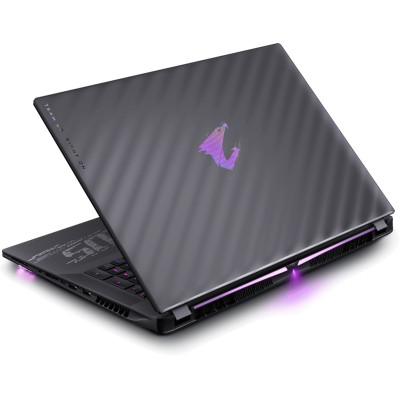GIGABYTE AORUS MASTER 18 (BZHC6EED65SP)