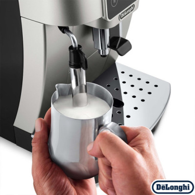 Кофемашина автоматическая Delonghi Magnifica Start ECAM 220.31.SB