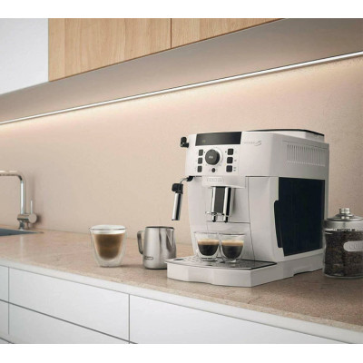 Кофемашина автоматическая Delonghi Magnifica S ECAM 21.117.W