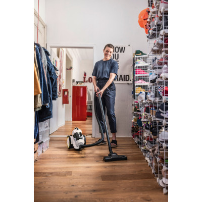Пылесос безмешковый Karcher VC 3 Plus (1.198-060.0) Пылесос безмешковый Karcher VC 3 Plus (1.198-060.0)